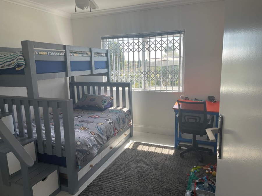 To Let 3 Bedroom Property for Rent in Summerstrand Eastern Cape